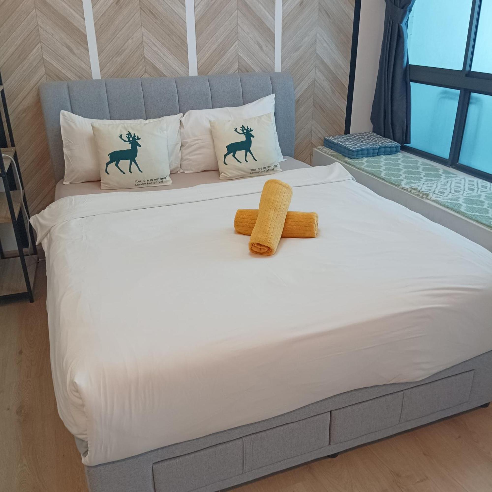 The Luxe Service Klcc *
